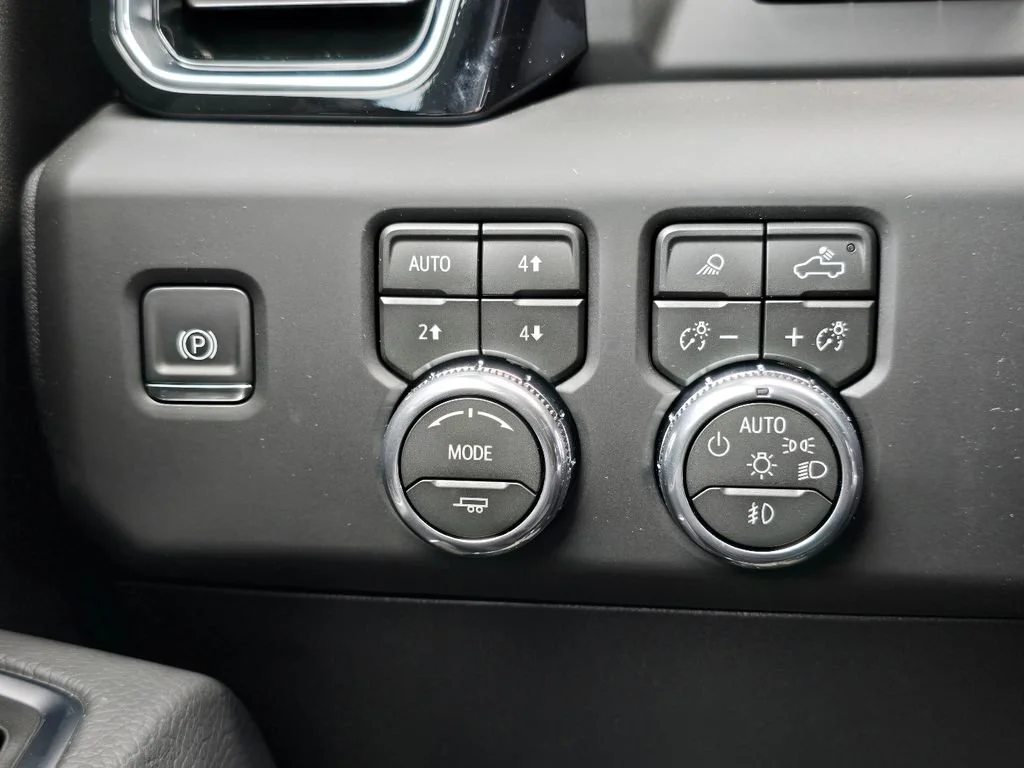 2026 GMC Sierra 2500HD Denali - Photo 18