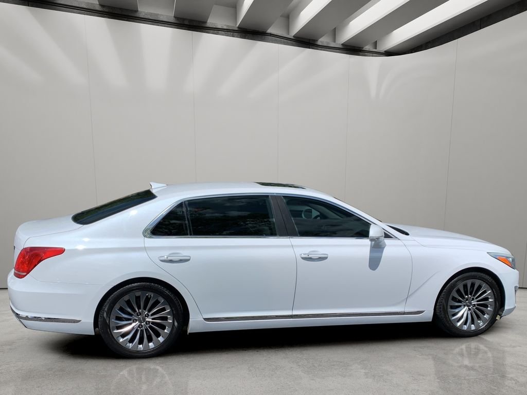 Used 2019 Casablanca White Genesis 3.3T Premium image 6