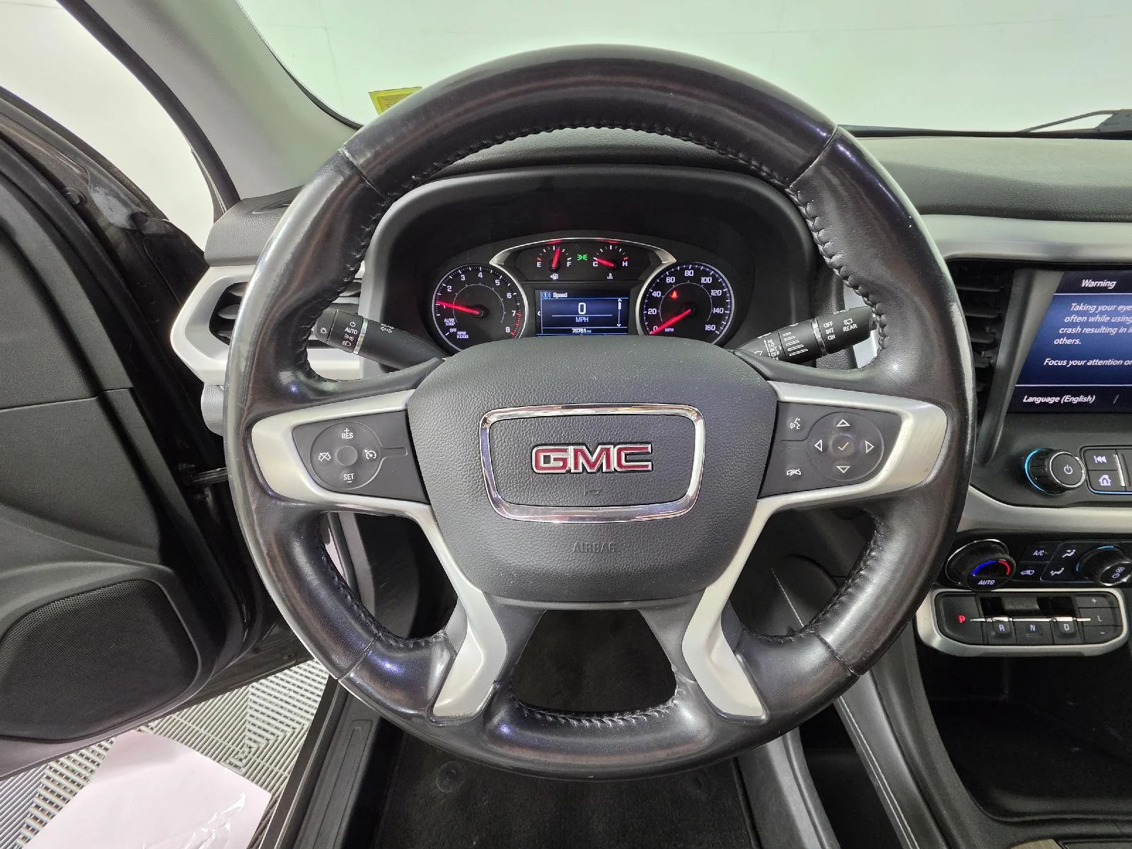 Used 2020 Smokey Quartz Metallic GMC SLE image 13
