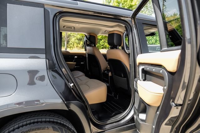 Used 2026  Land Rover S image 47