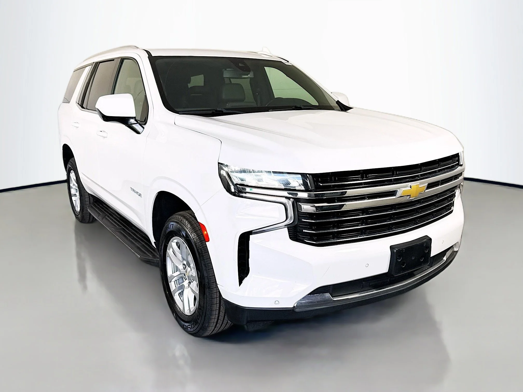 Used 2022 Summit White Chevrolet LT image 1