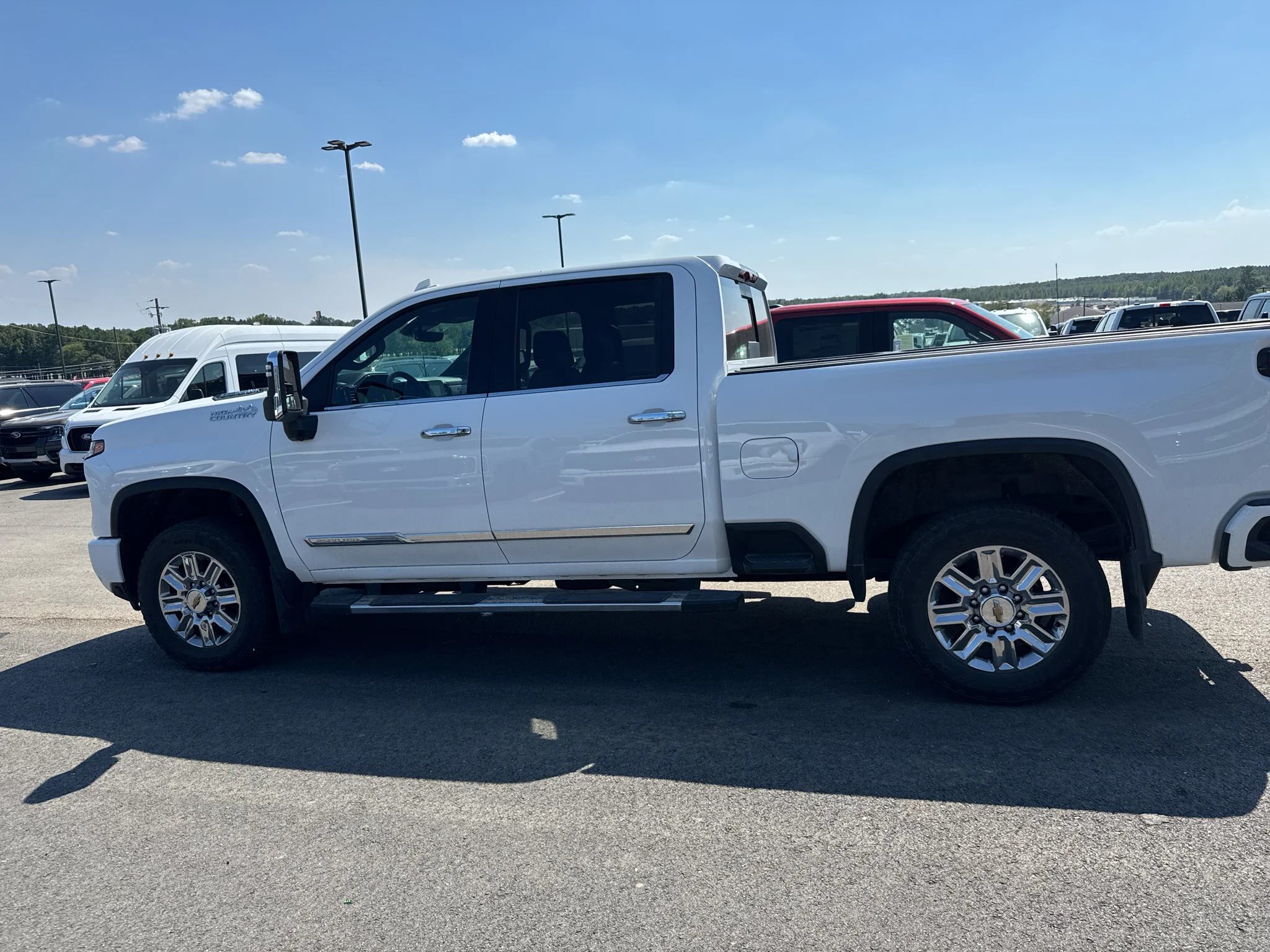 Used 2026 Summit White Chevrolet High Country image 8