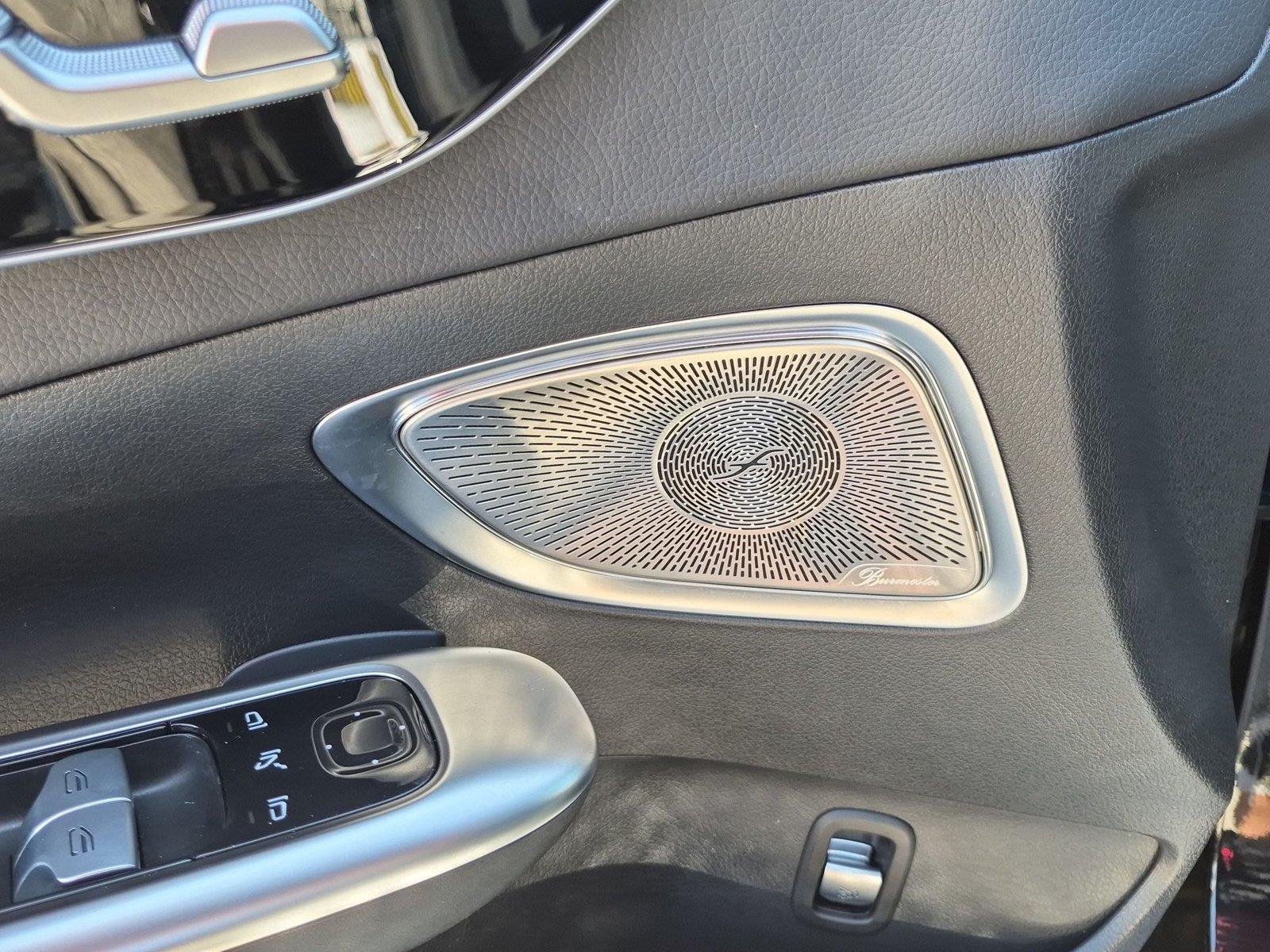 Used 2024 Black Mercedes-Benz C 300 image 17
