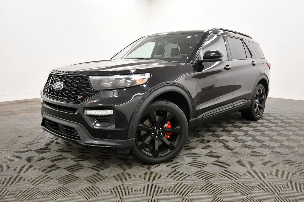 Used 2023 Ford Explorer ST with VIN 1FM5K8GC2PGA65413 for sale in Rochester, Minnesota