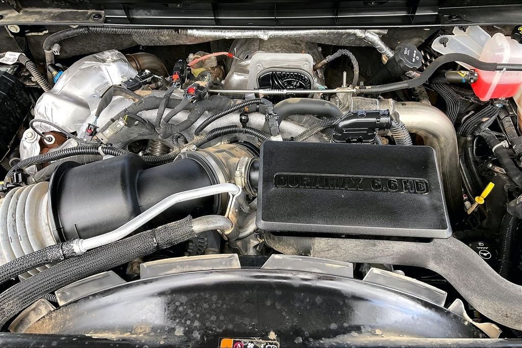 Used 2025 Gray Chevrolet High Country image 32