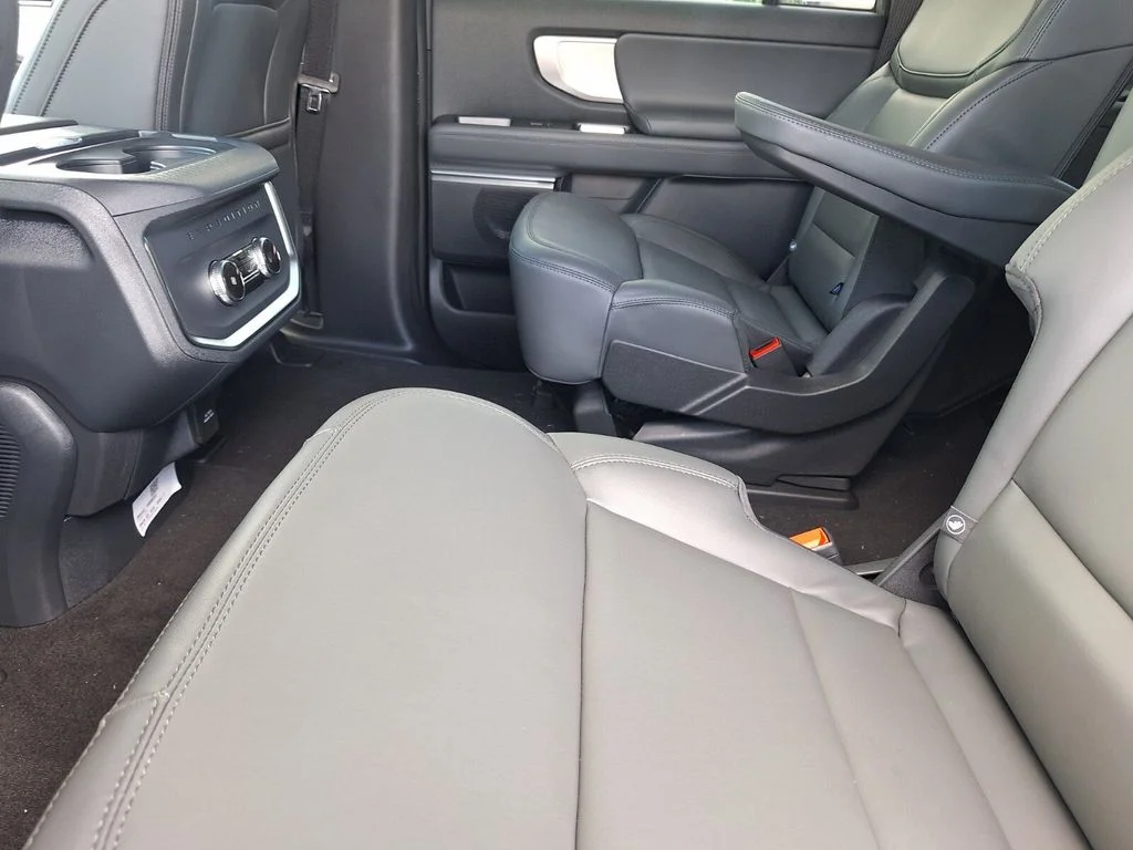 New 2027 Dark Matter Gray Metallic Ford MAX Active image 26
