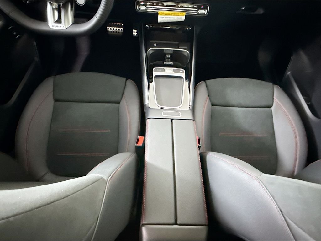 New 2026 MANUFAKTUR Alpine Gray Mercedes-Benz GLA 35 AMG® image 17