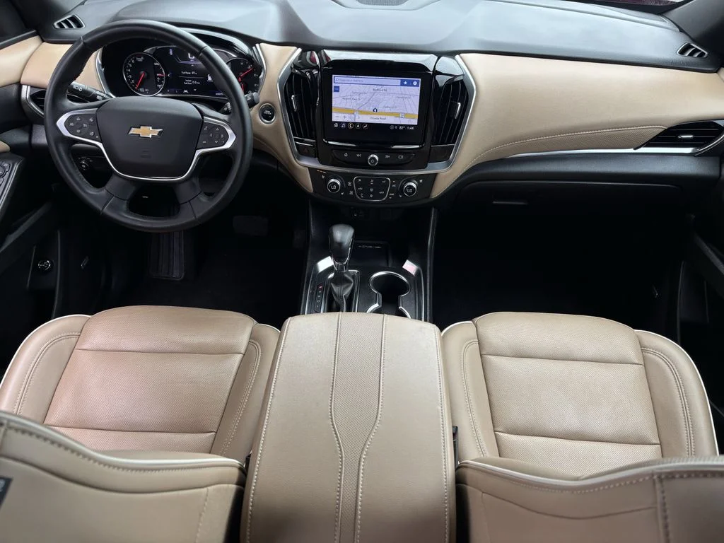 Used 2023 Red Chevrolet Premier image 10