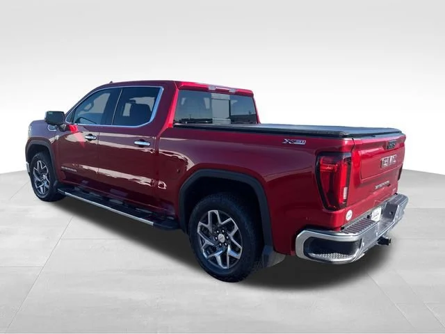 Used 2024 Volcanic Red Tintcoat GMC SLT image 3