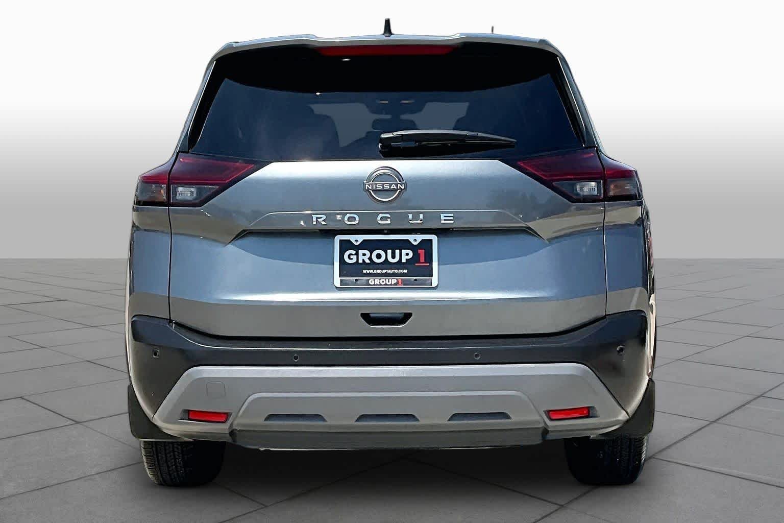Used 2023 Gun Metallic Nissan S image 5