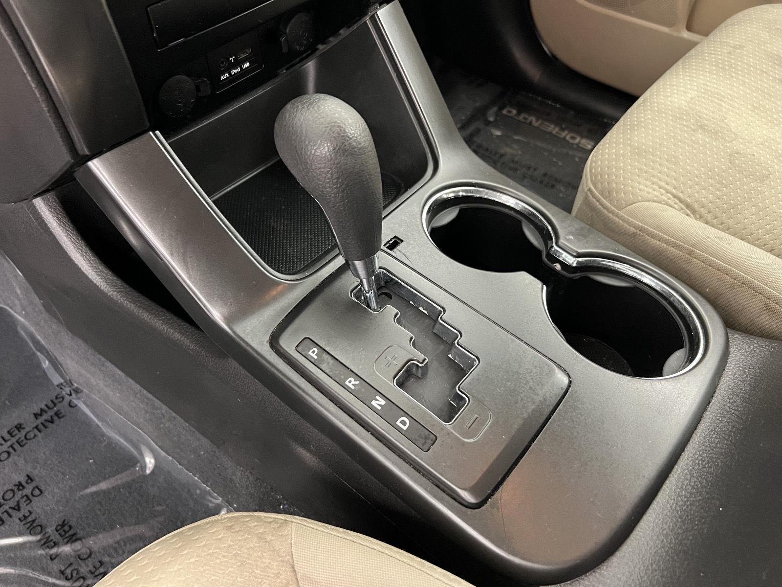 2011 Kia Sorento LX - Photo 17