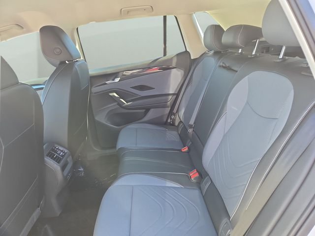 New 2026 White Volkswagen 2.0T SE image 17