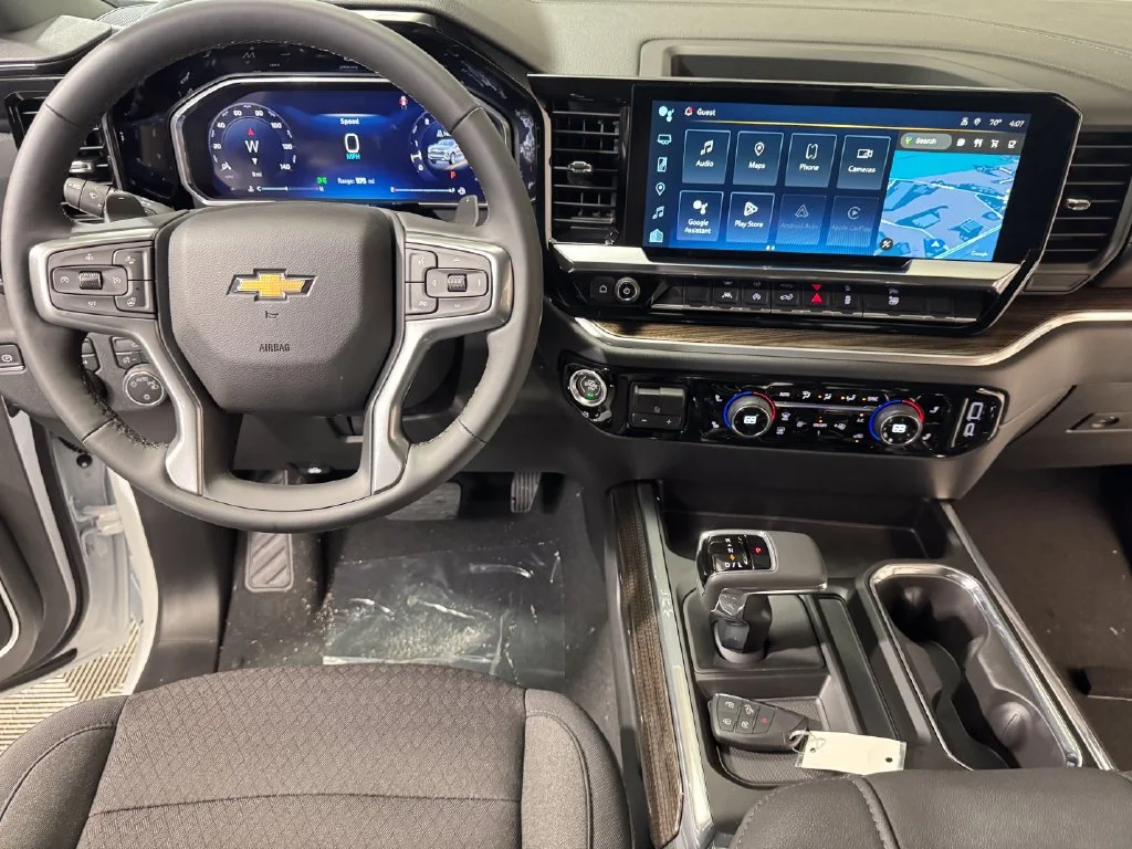 New 2026 Summit White Chevrolet LT image 10