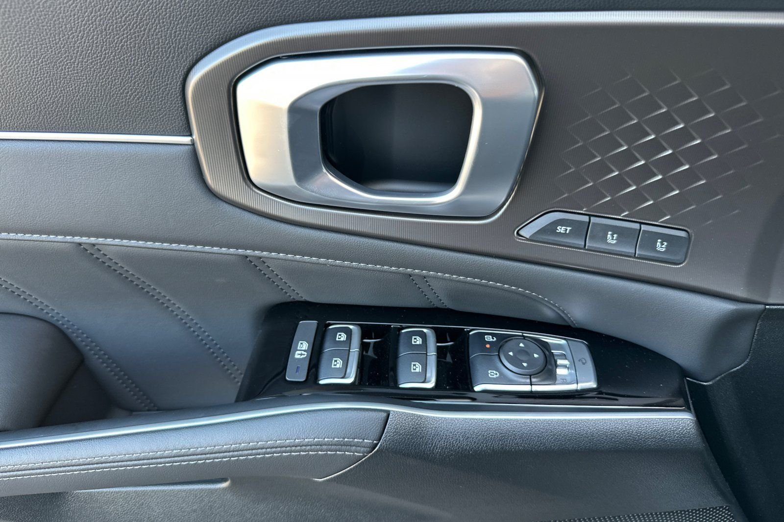New 2026 Gray Kia X-Line SX Prestige image 11