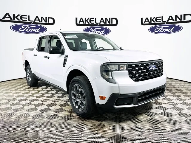 New 2026 White Ford XLT image 1
