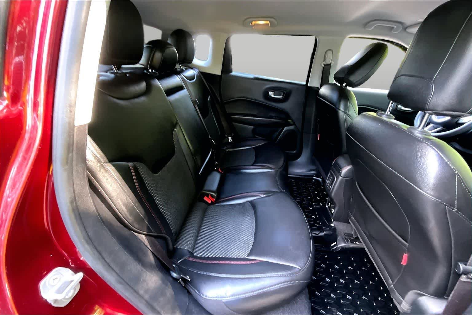 Used 2021 Velvet Red Pearlcoat Jeep Trailhawk image 18