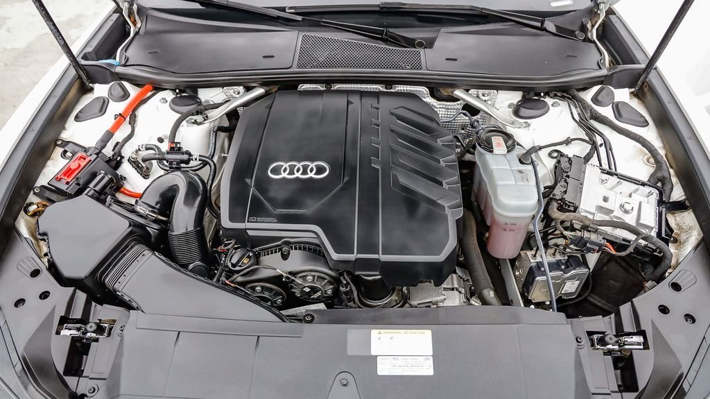 Used 2023 Ibis White Audi 45 Premium image 32