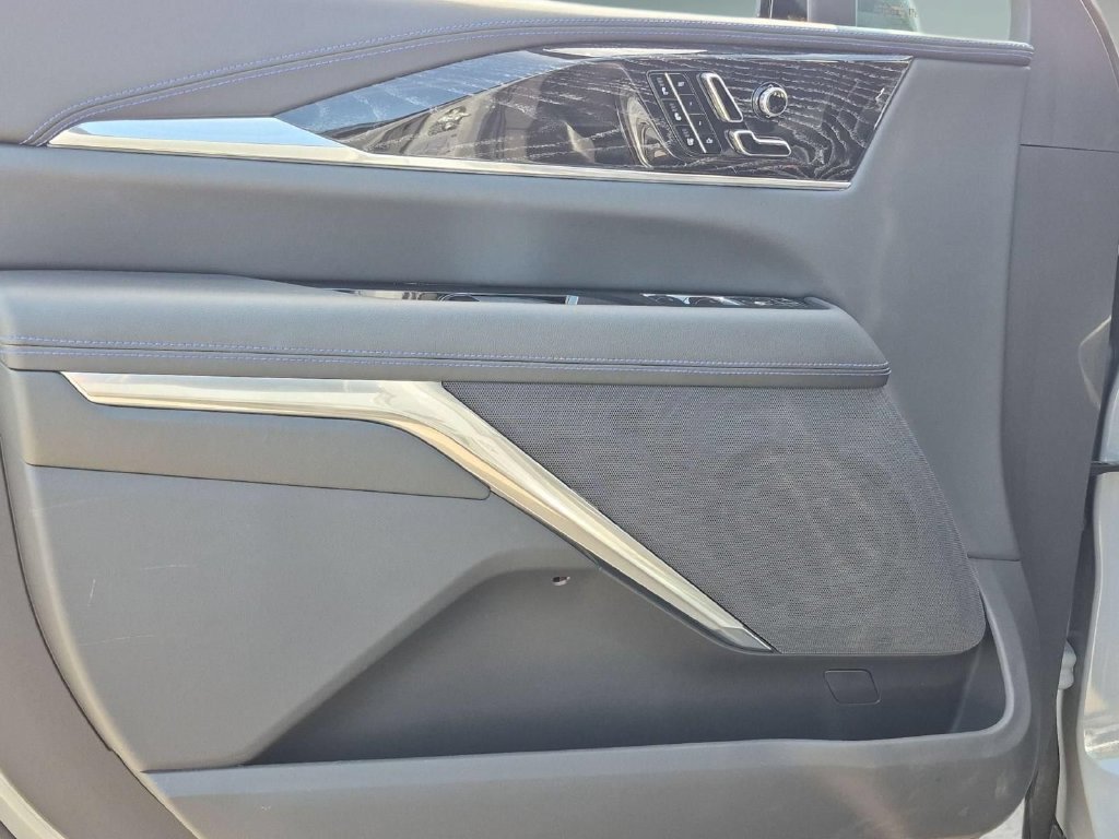 2026 Cadillac Escalade IQL Sport - Photo 21
