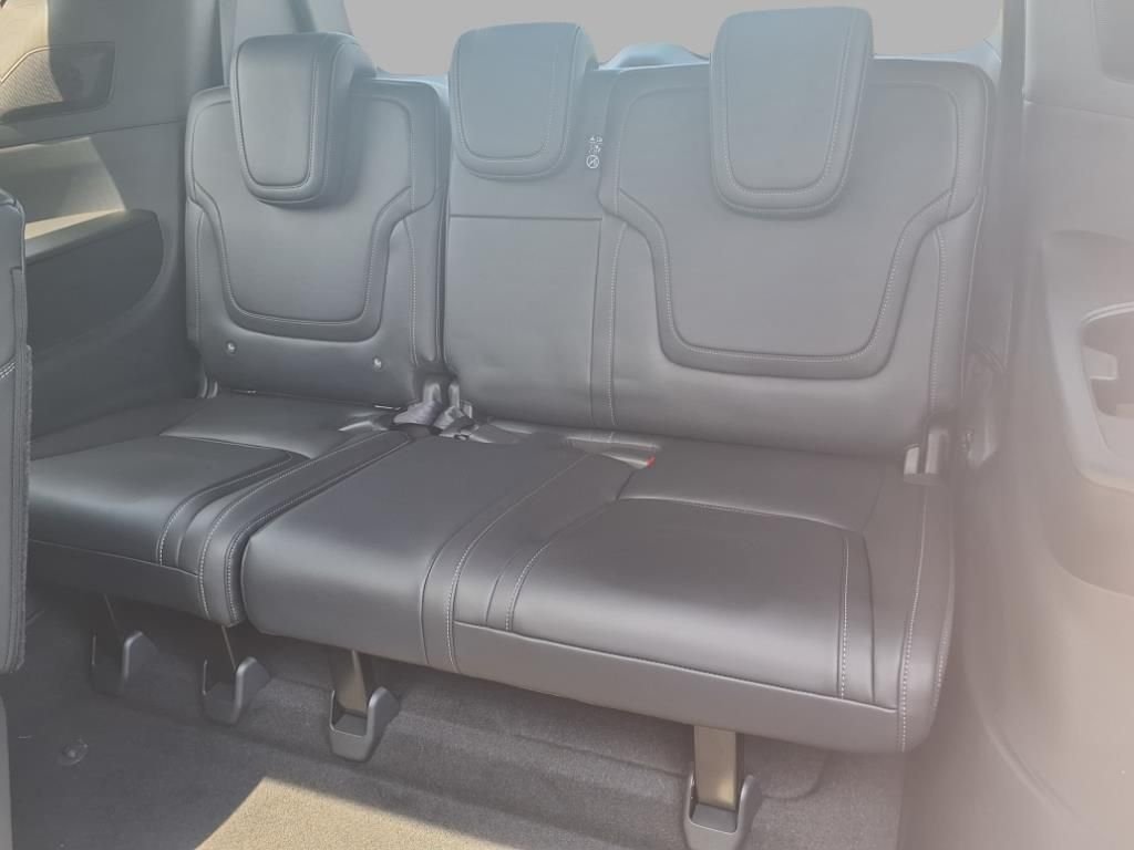 2025 Nissan Armada PRO-4X - Photo 25