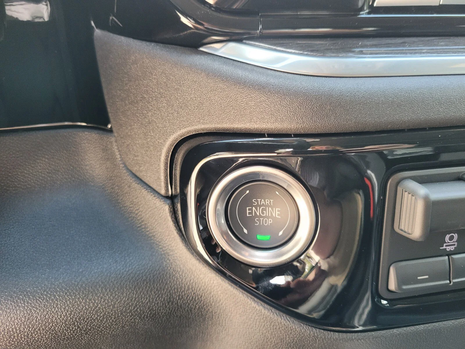 2026 Chevrolet Silverado 2500 HD LTZ - Photo 33