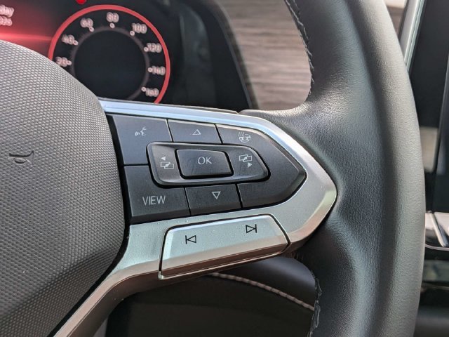 Used 2026  Volkswagen SEL Premium R-Line image 33