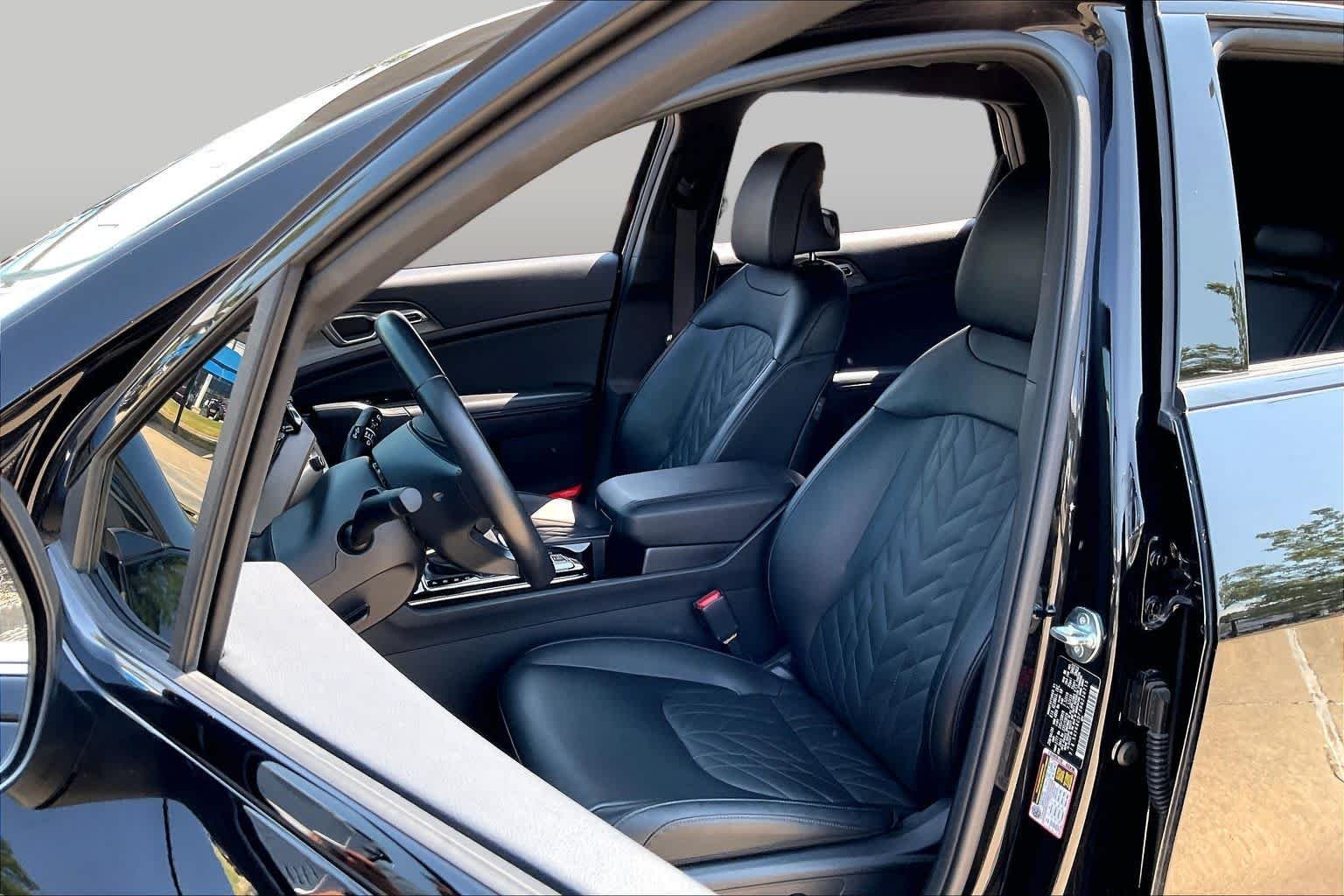 Used 2024 Ebony Black Kia X-Line image 8