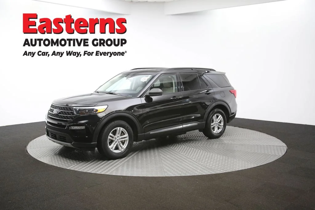 Used 2023 Black Ford XLT image 56