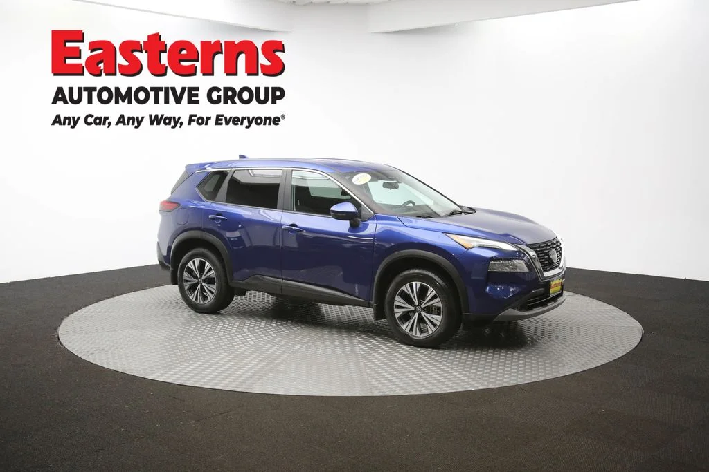 Used 2022 Blue Nissan SV image 46