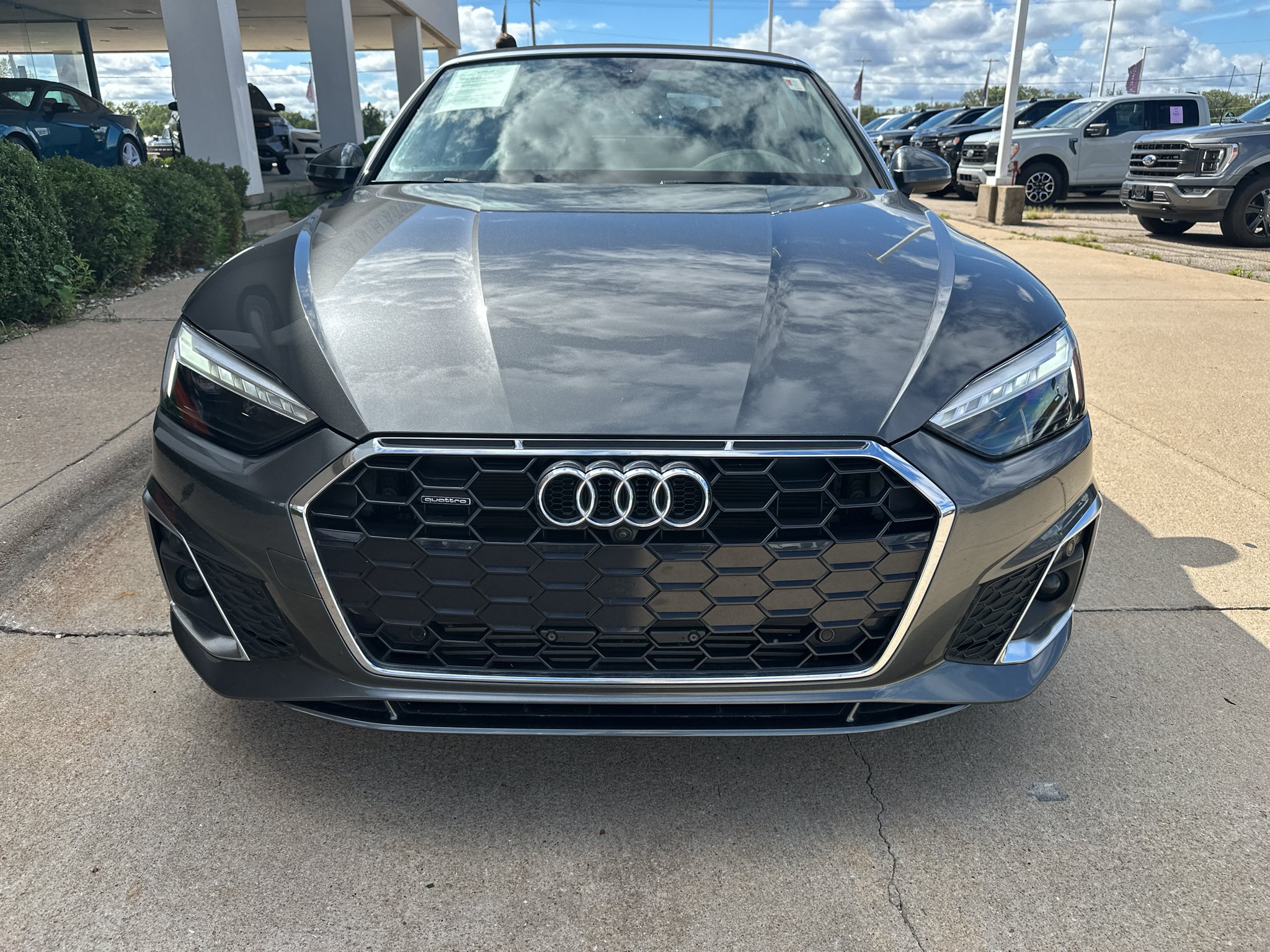 Used 2023 Daytona Gray Pearl Effect/Black Roof Audi S line Premium Plus image 13