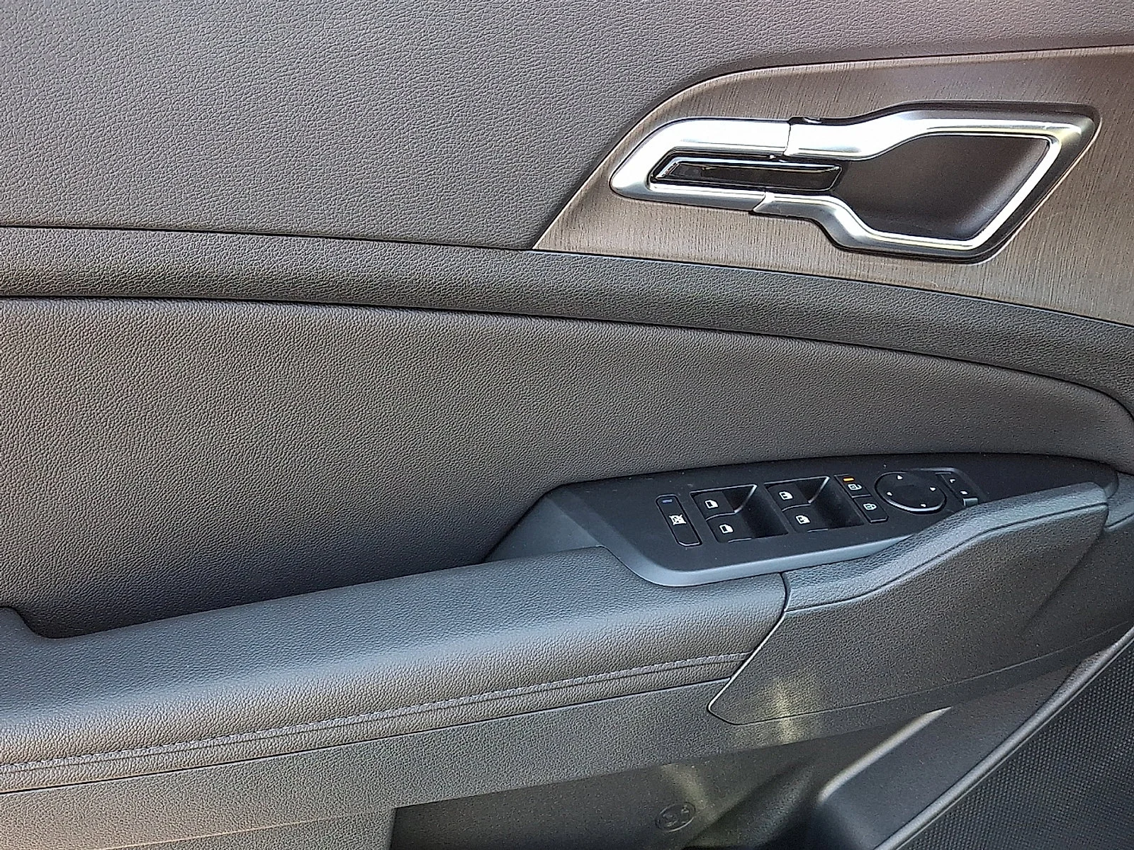 New 2027 Blue Kia X-Line image 15