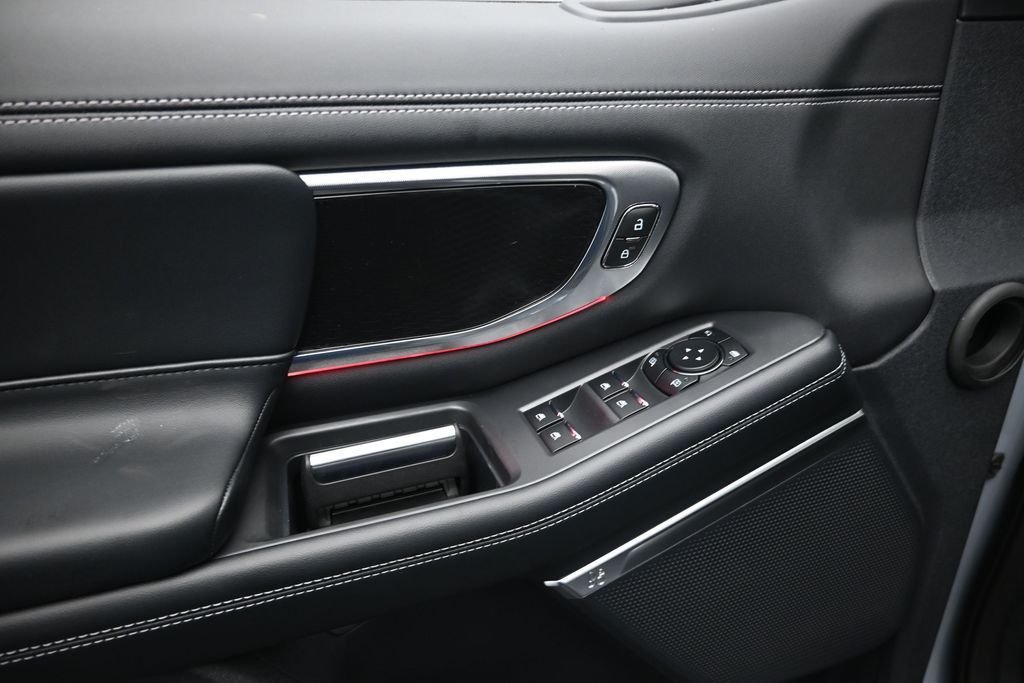 New 2026 Glacier Gray Metallic Tri-Coat Ford Platinum image 10