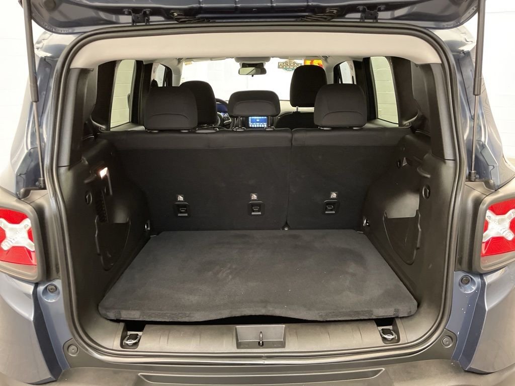 Certified Used 2021 Blue Jeep Latitude image 24