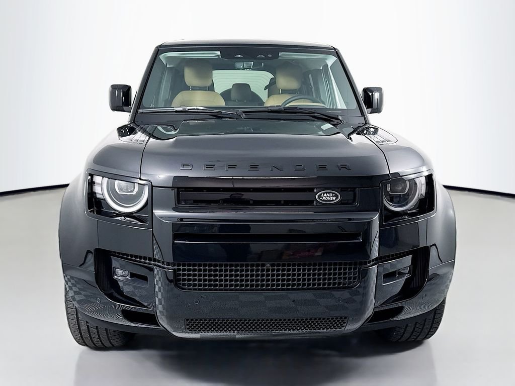 New 2026 Santorini Black Land Rover X-Dynamic SE image 6