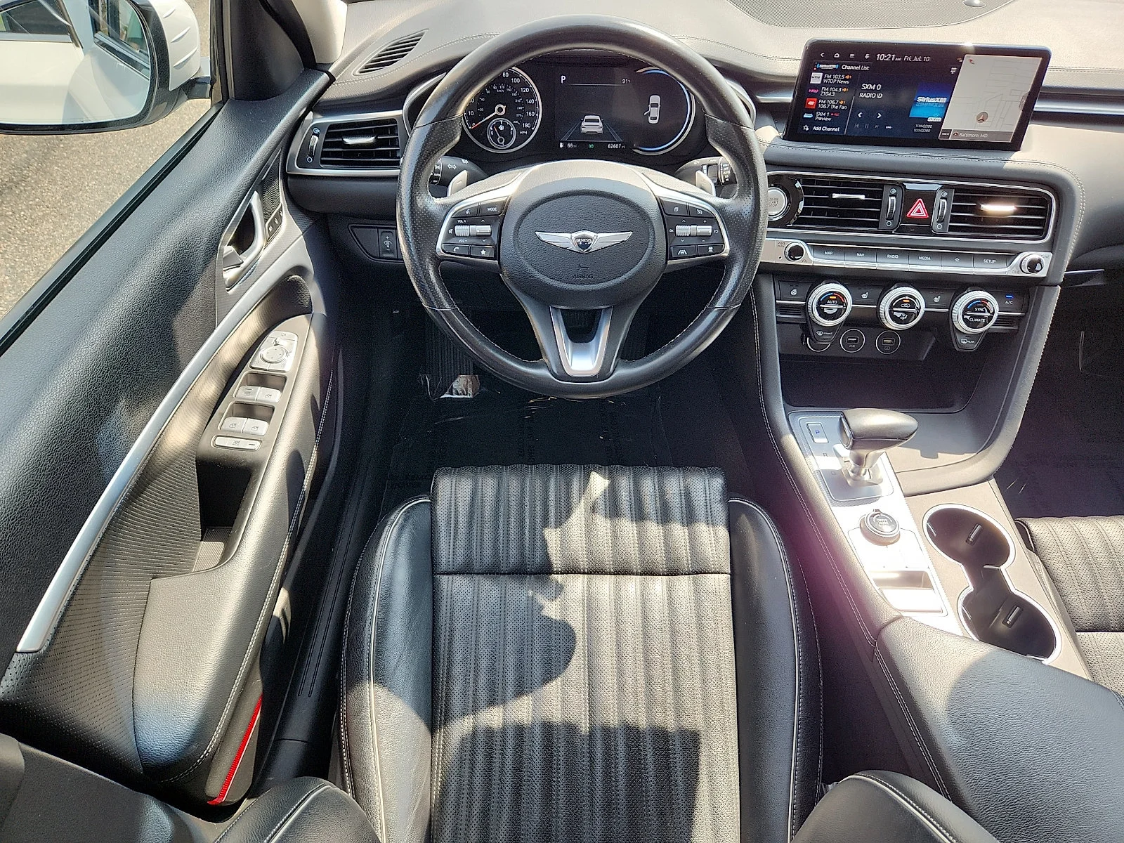 Used 2022 White Genesis 3.3T image 11