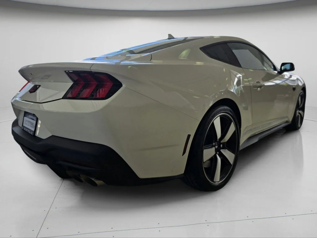 2025 Ford Mustang GT Premium Fastback - Photo 21