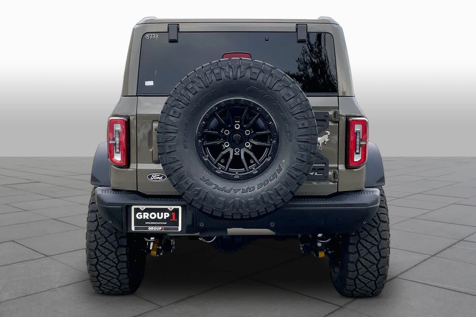 New 2026 Marsh Gray Ford Badlands image 4