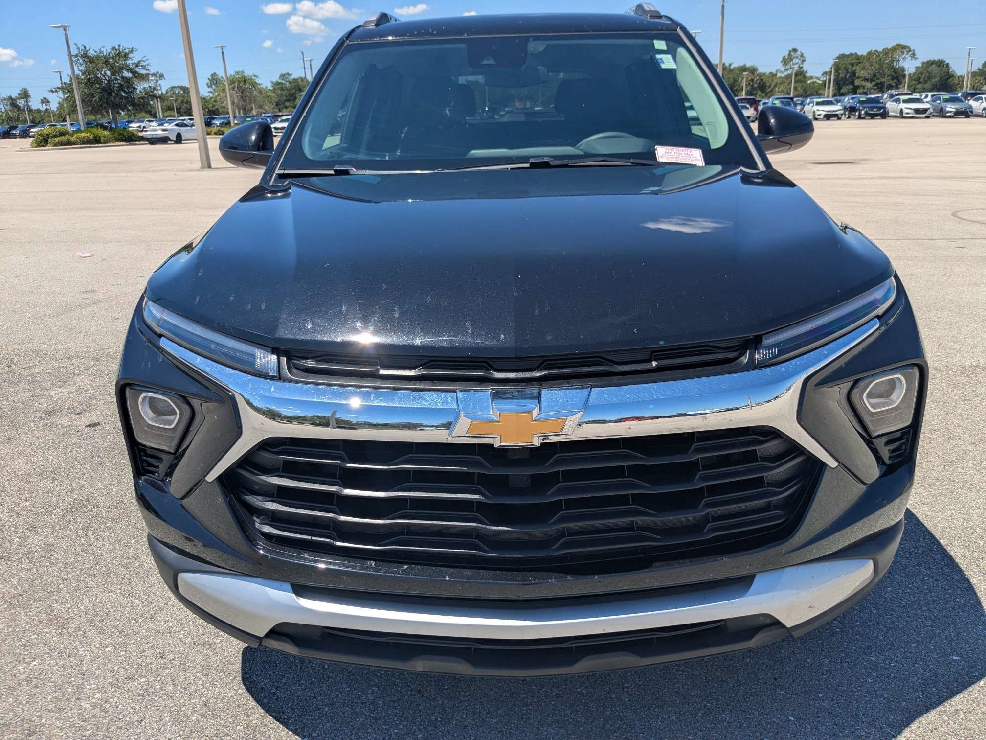 Used 2025 Mosaic Black Metallic Chevrolet LT image 3