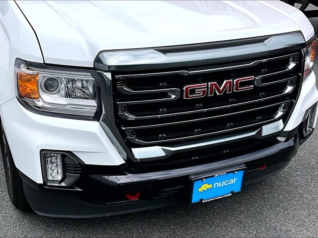 Used 2021 White GMC AT4 w/Cloth image 30