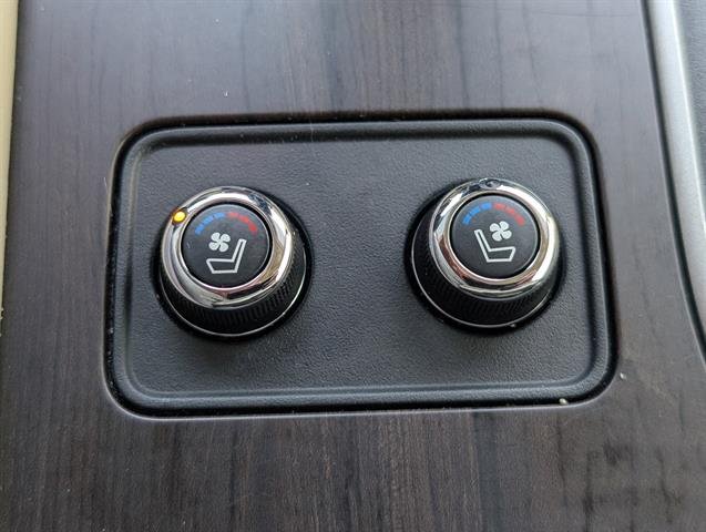 Used 2023 Scarlet Ember Tintcoat Nissan Platinum image 21
