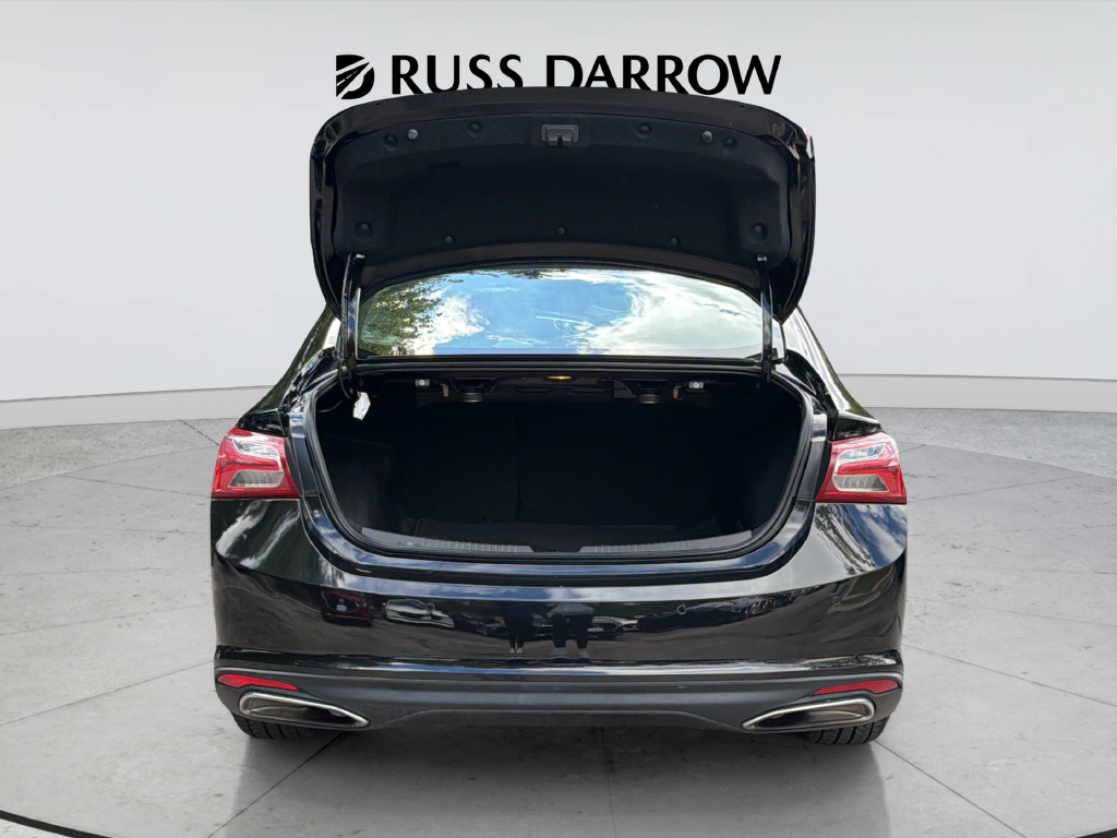 Used 2019 Black Chevrolet Premier image 19