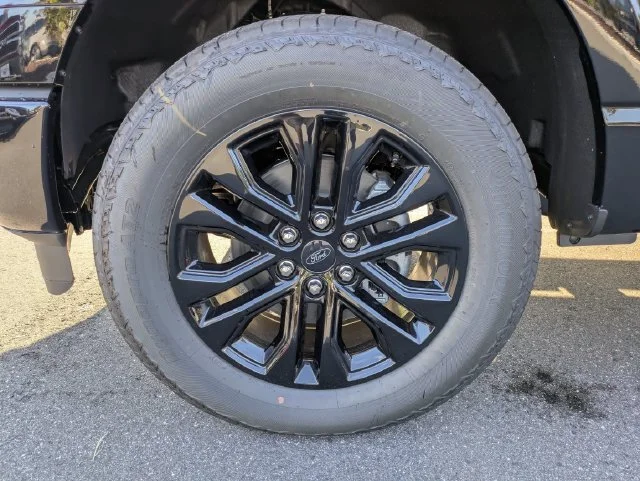 New 2026 Agate Black Metallic Ford Lariat® image 11