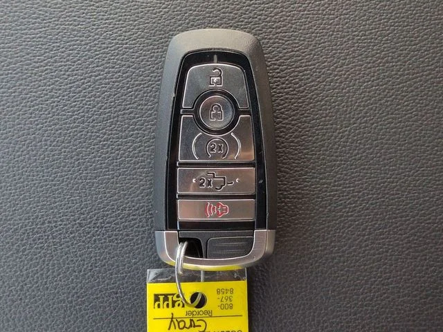 New 2026 Carbonized Gray Metallic Ford Lariat® image 31