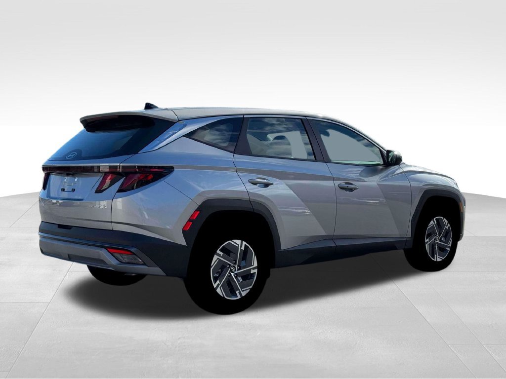 Used 2026 Silver Hyundai Blue SE image 10