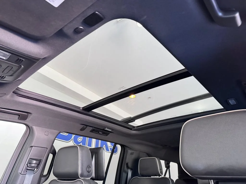 2023 Chevrolet Suburban Premier - Photo 25