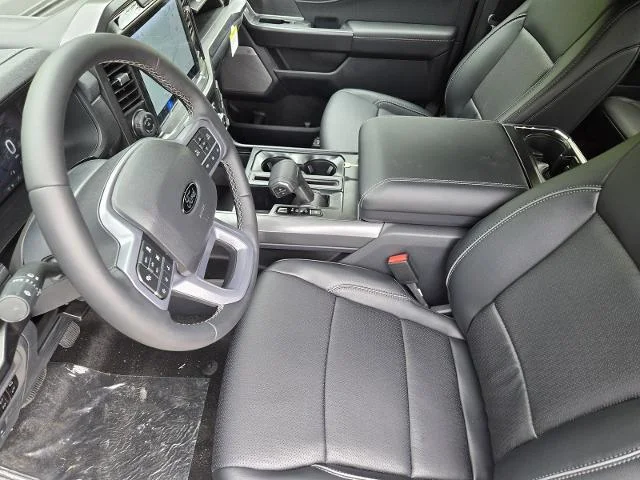 New 2026 Agate Black Metallic Ford Lariat® image 28