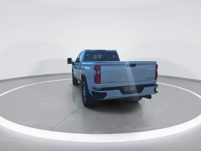 Used 2023 Beige Chevrolet High Country image 7