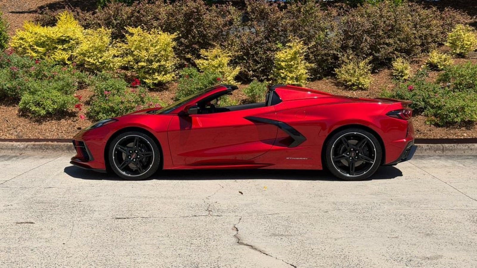 Used 2023 Red Mist Metallic Tintcoat Chevrolet 2LT image 8
