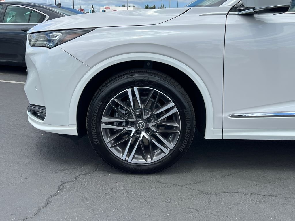 Certified Used 2025 Platinum White Pearl Acura SH-AWD ADVANCE image 5