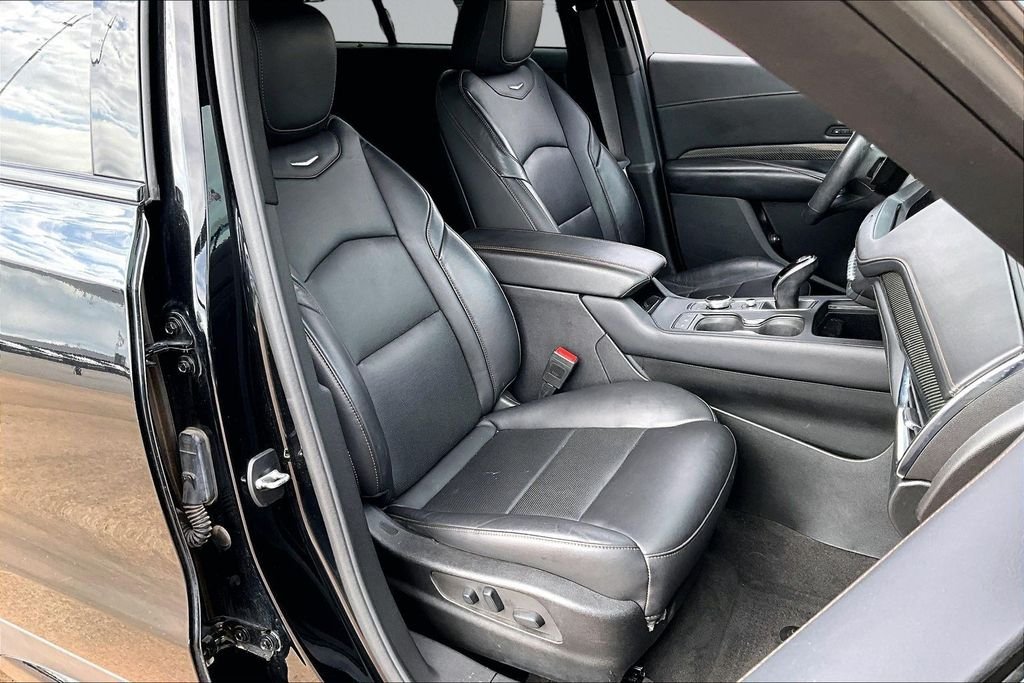 Used 2022 Black Cadillac Sport image 7