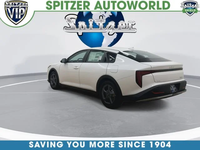 New 2026 Snow White Pearl Kia LXS image 7